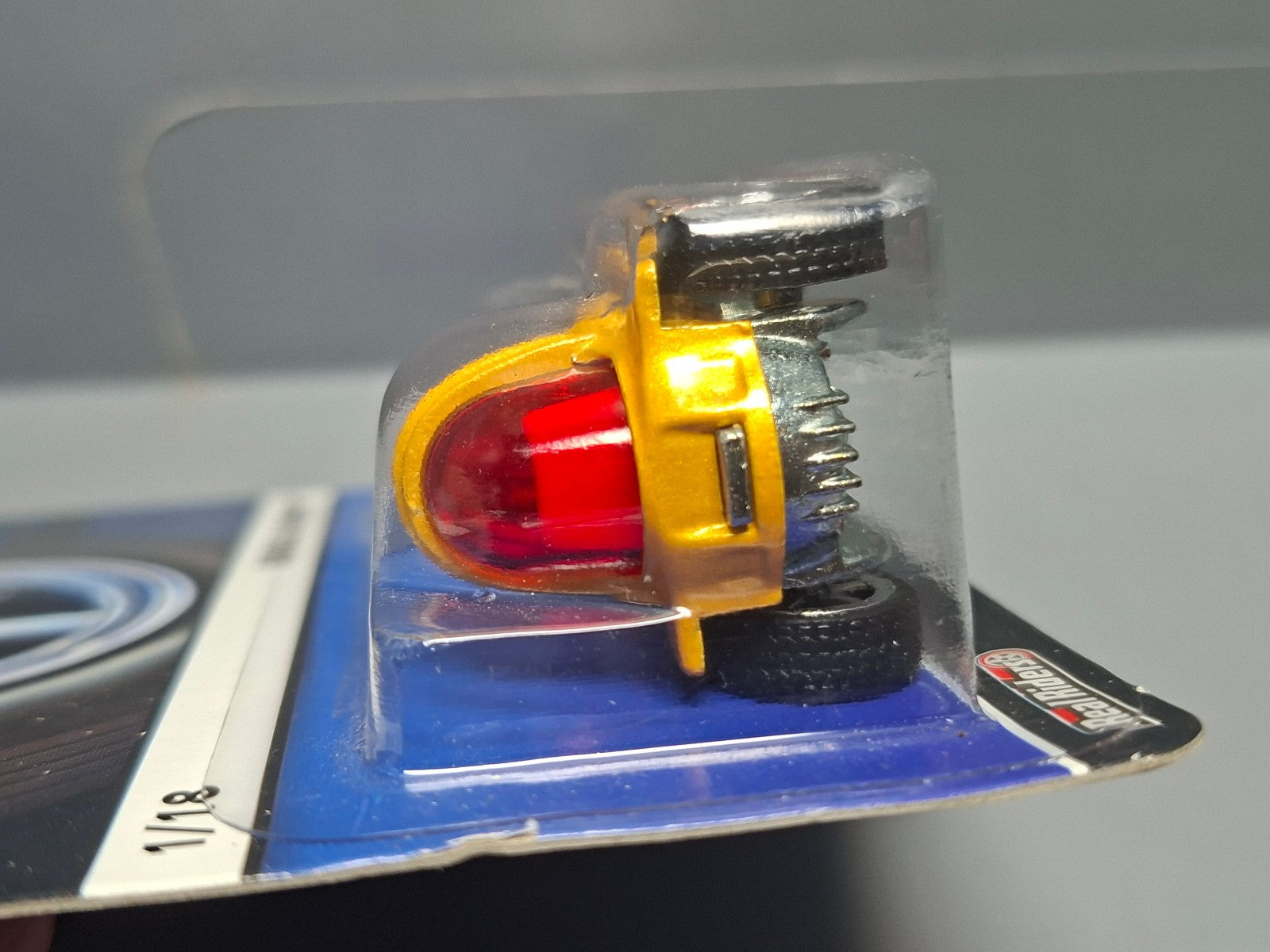 Hot Wheels 2015 real riderS Bubble gunner  (NP07)