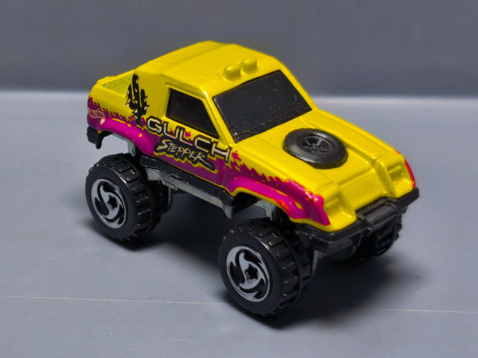 Hot Wheels Gulch Stepper version malaysia 1998 multipack (A14)