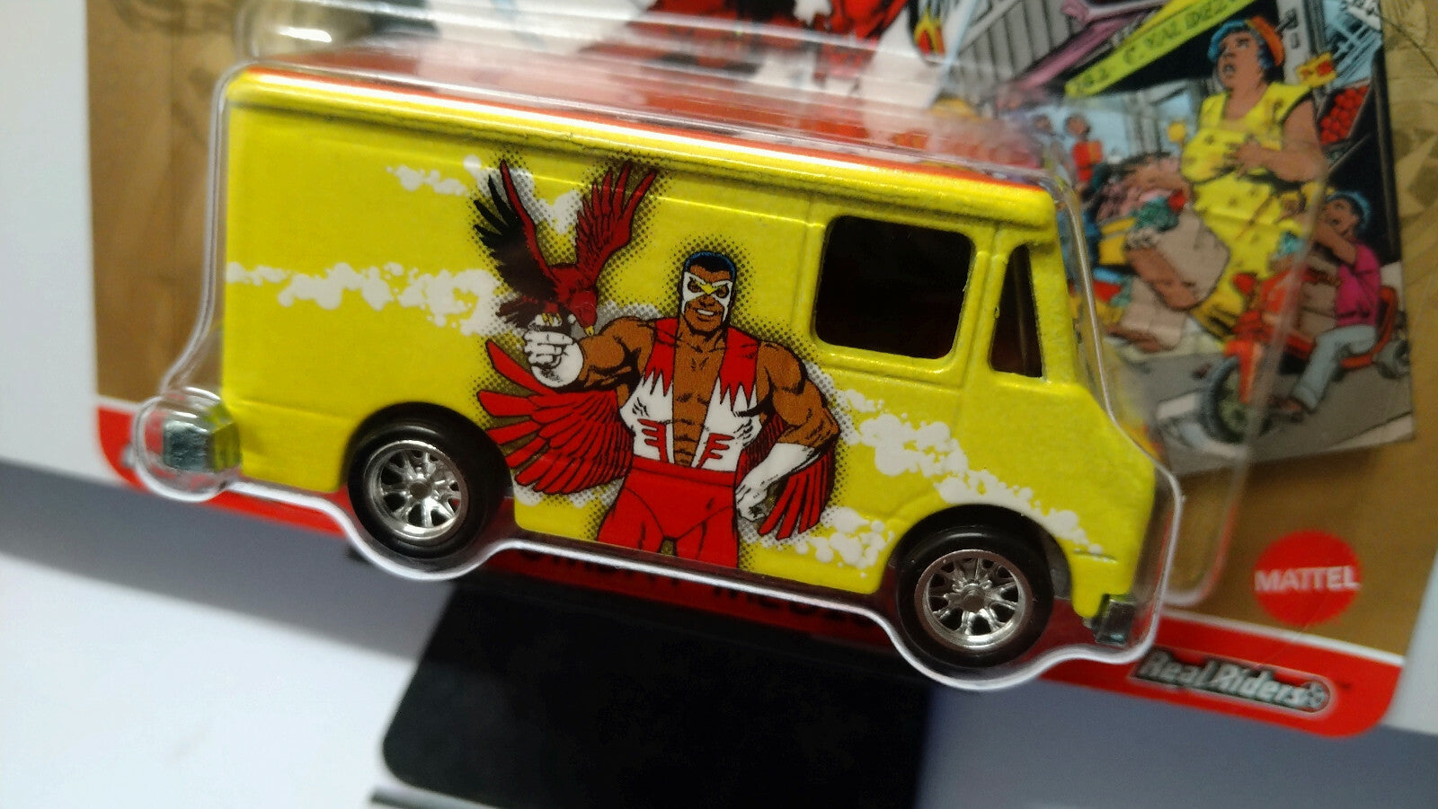 Hot Wheels Marvel Combat medic Falcon  (NG30)