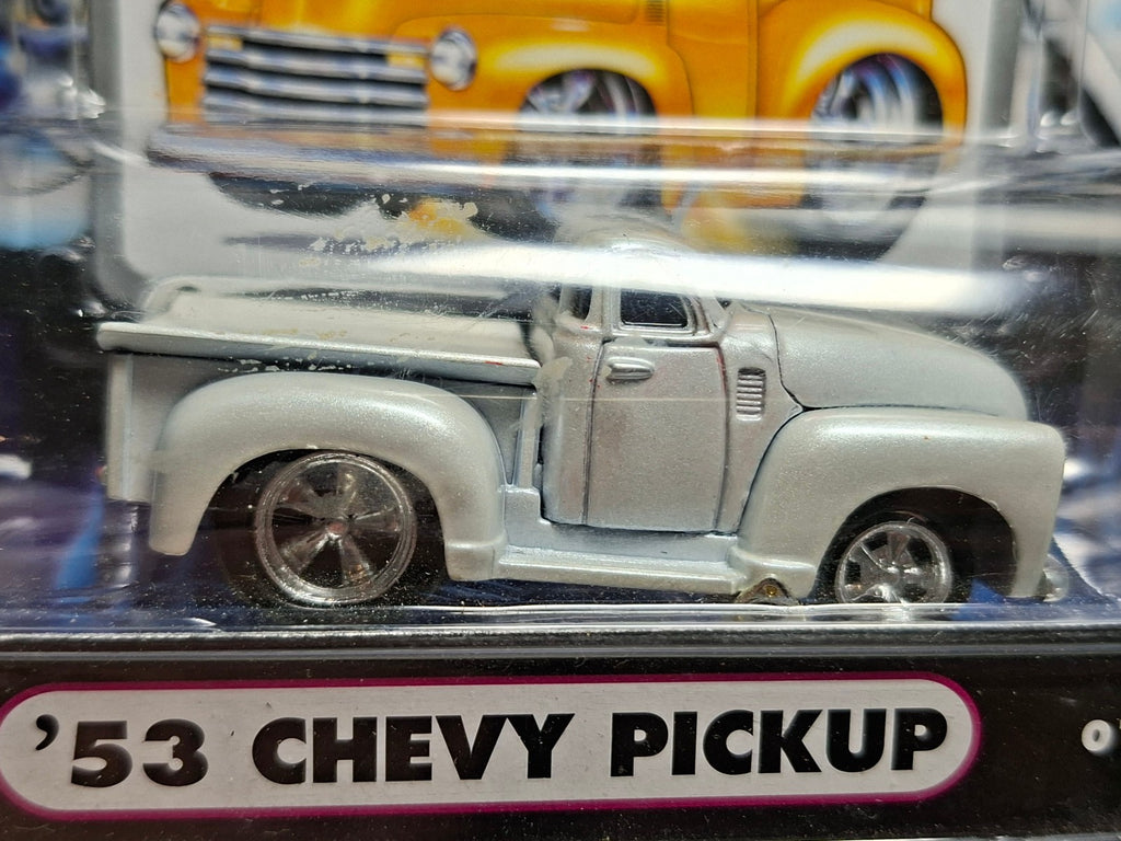 Muscle Machines '53 Chevy PU blanc (NG31)