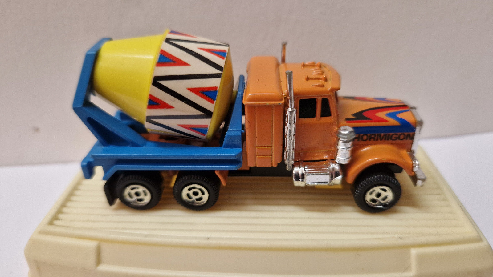 Guisval Kenworth W900 Transporte cemento ⚠️ Boîte endommagée (NP31)