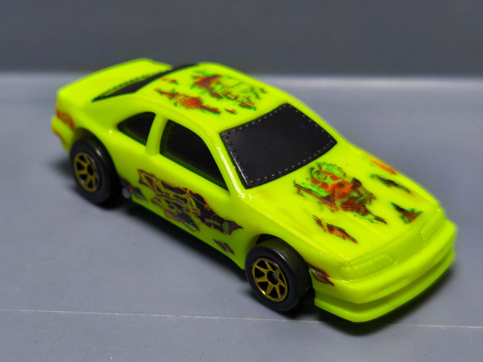 Hot Wheels T-bird stocker version 7sp  1996 multipack    (A22)