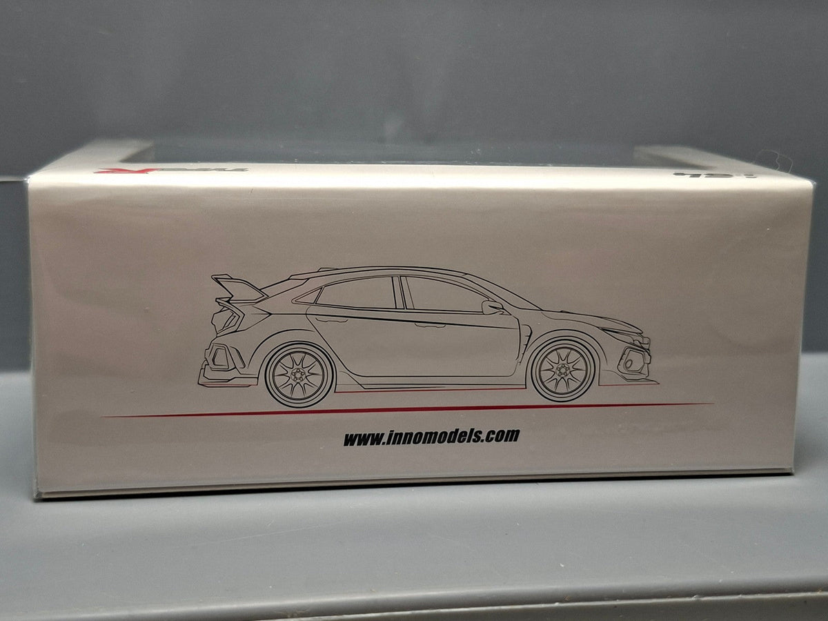INNO64 Honda Civic Type-R (FK8), white (CP15)