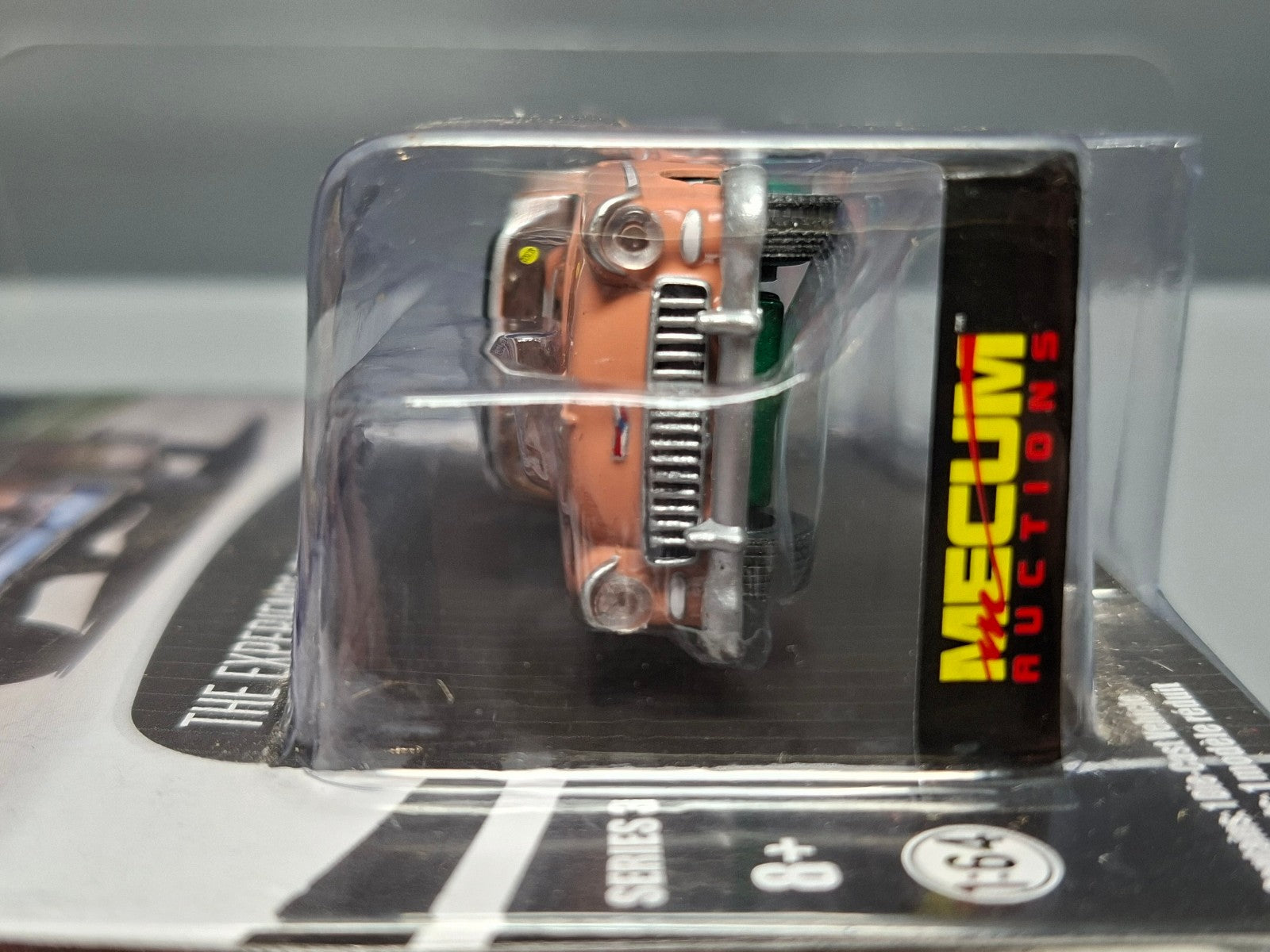 Greenlight Mecum Auctions 1955 Chevrolet Nomad Chase (NG35)
