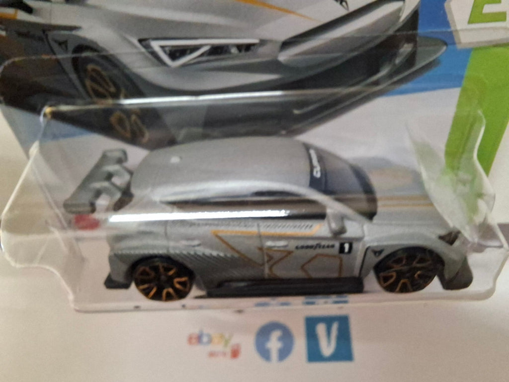 Hot Wheels Cupra e-racer   2025-072 (NP39)