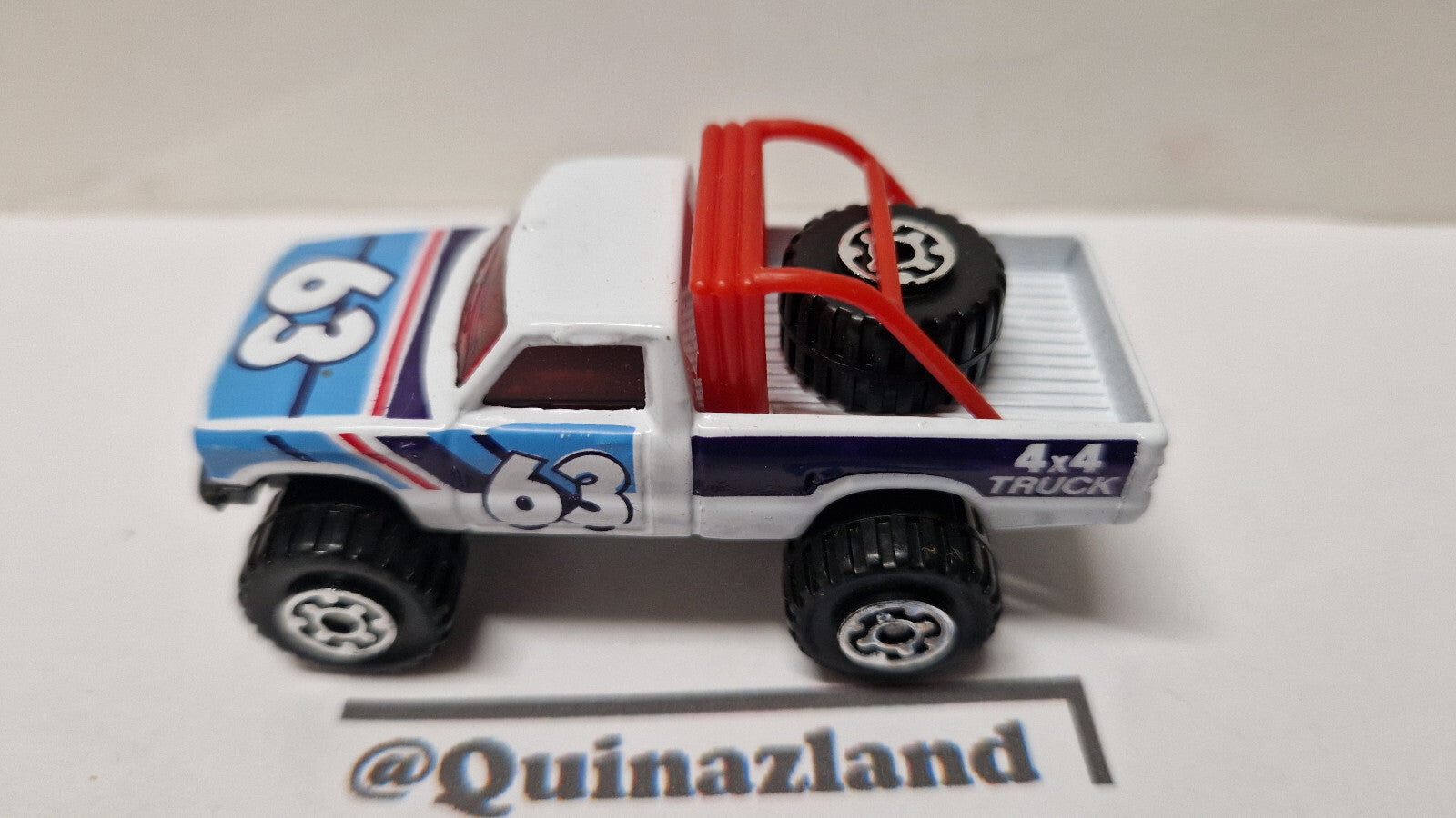 Matchbox 1987 mainline  Dune racer 4X4 open back truck    (A27)