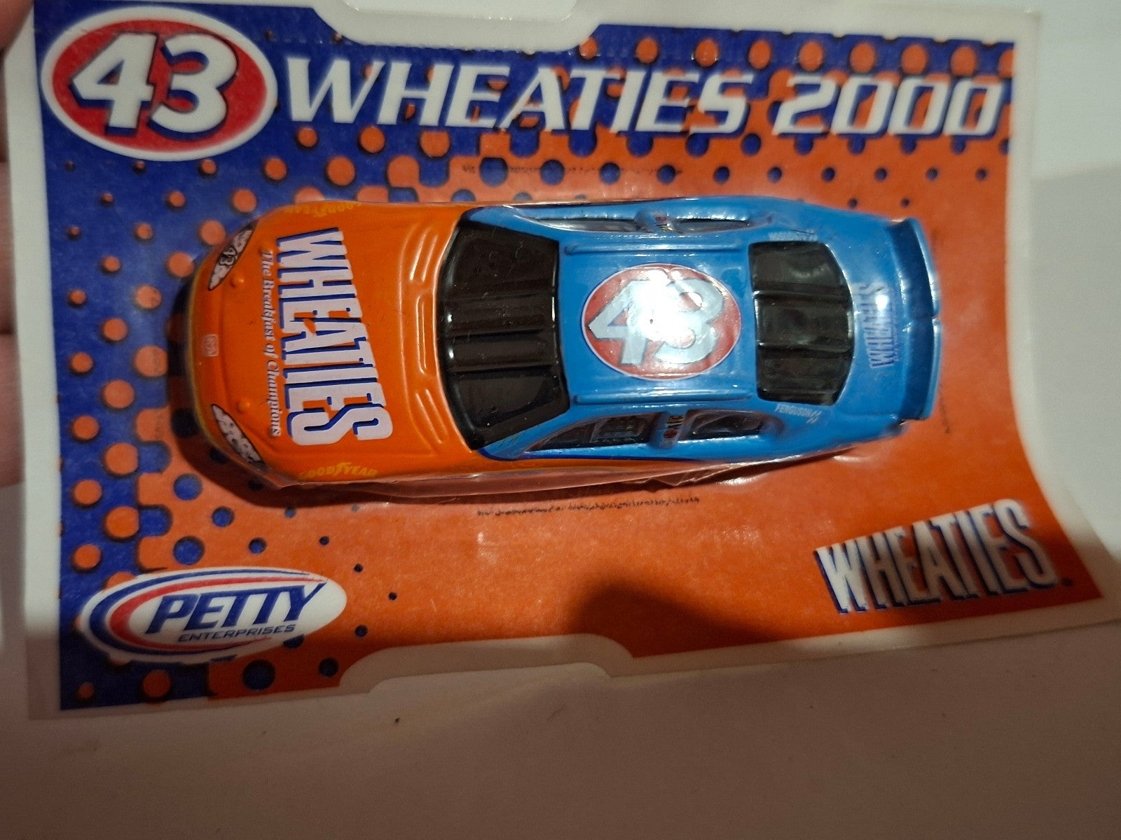 2000 promo wheaties  Dodge R/T petty team  (NP31)