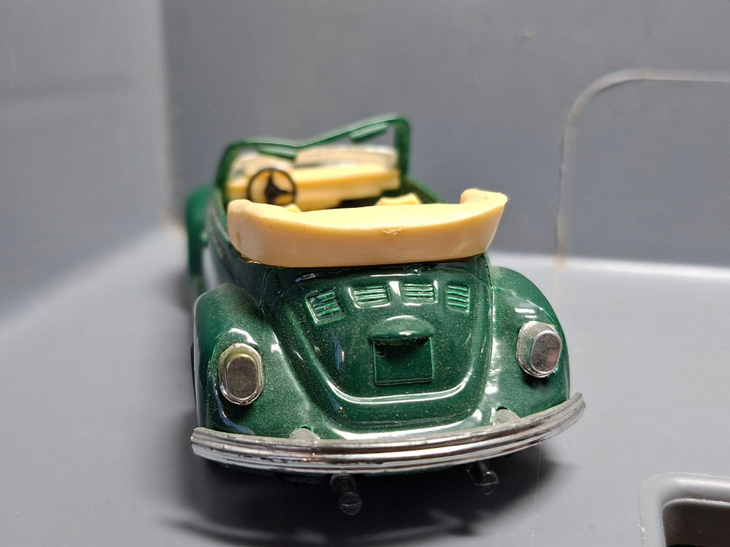 Maisto Volkswagen Beetle  (NP03)