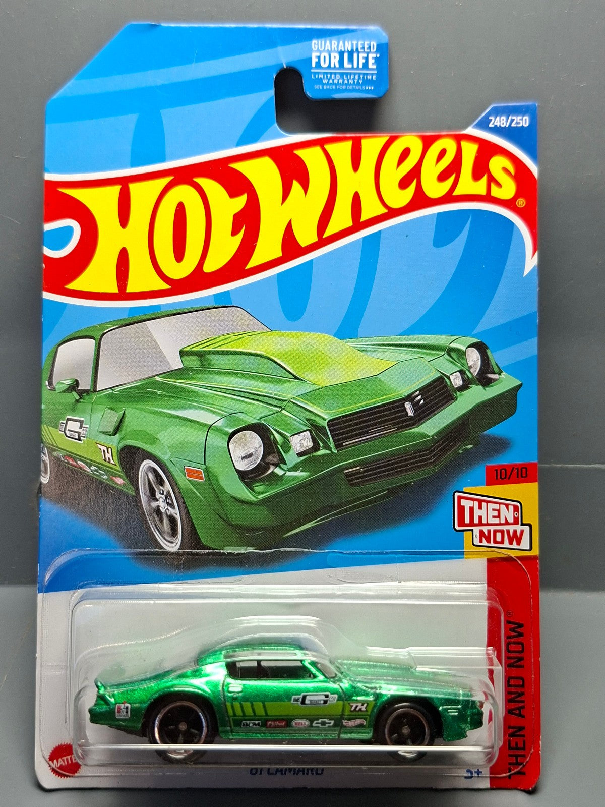 Hot Wheels 2022 Super treasure hunt 81 Camaro  (NP03)