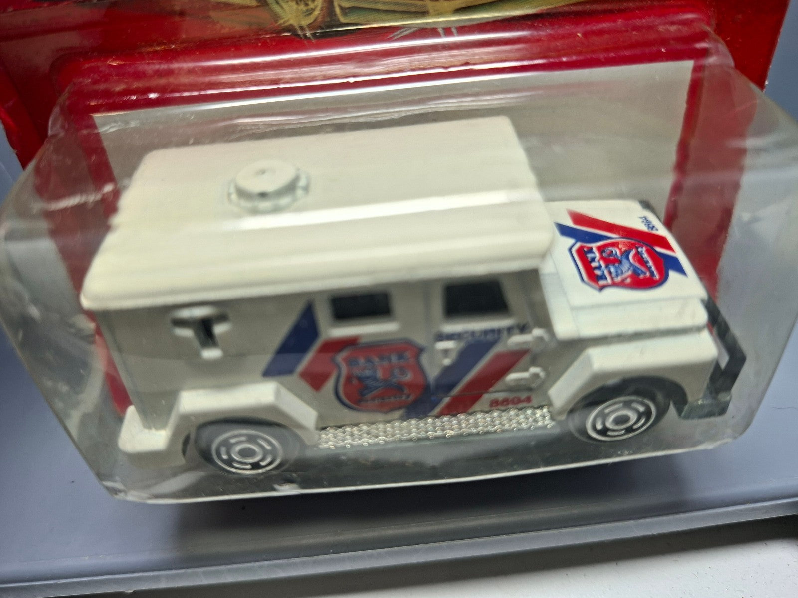 Majorette Série 200 made in france Armored truck bank security   (CP05)