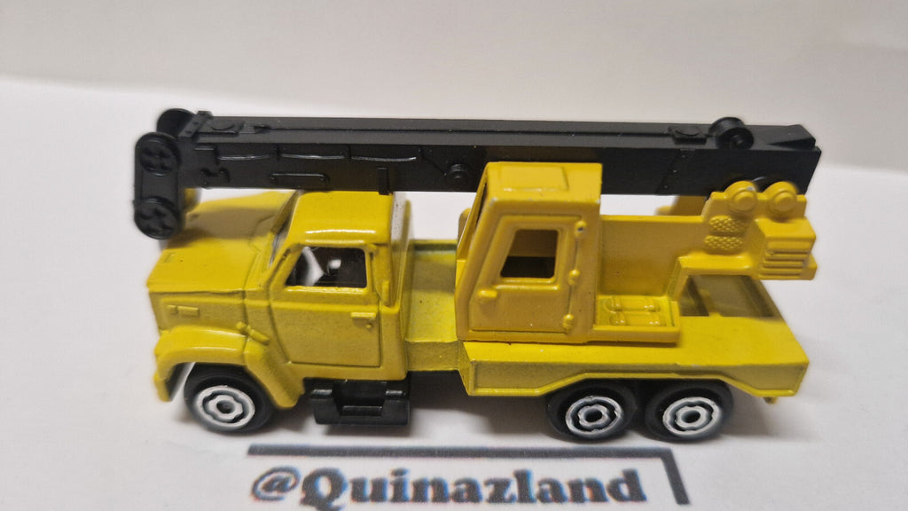 Majorette 1987/90 série 200 MIF GMC brigadier crane truck  (A27)