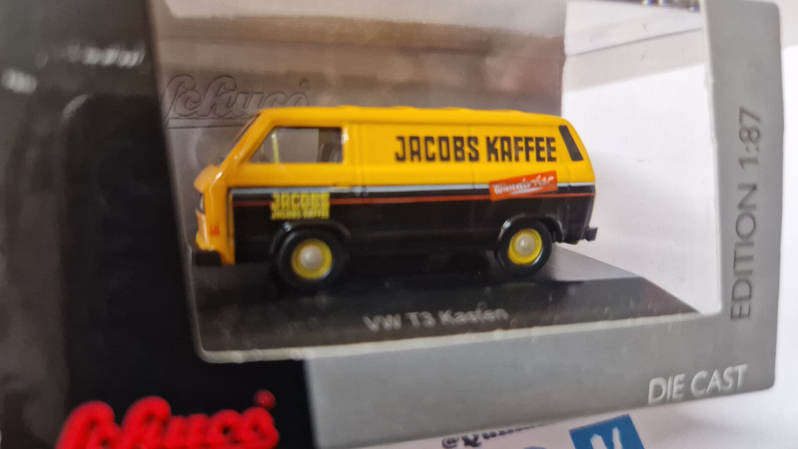 Schuco 1/87 Volkswagen T3 kasten Jacob kafee  (NP31)