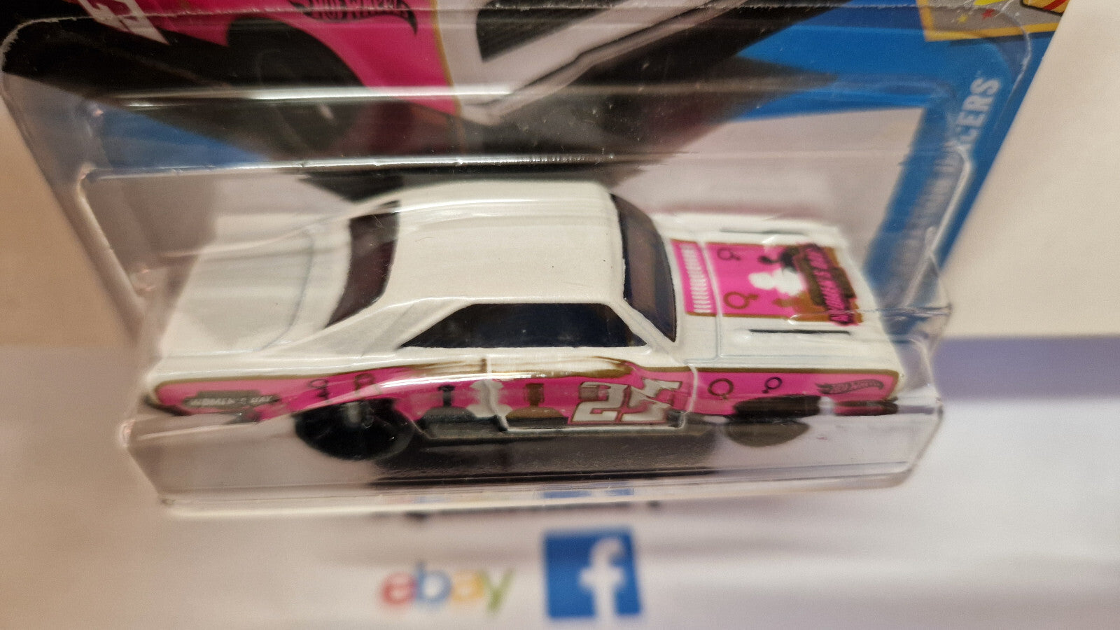 Hot Wheels '74 brazilian dodge charger  2025-076 (NP32)