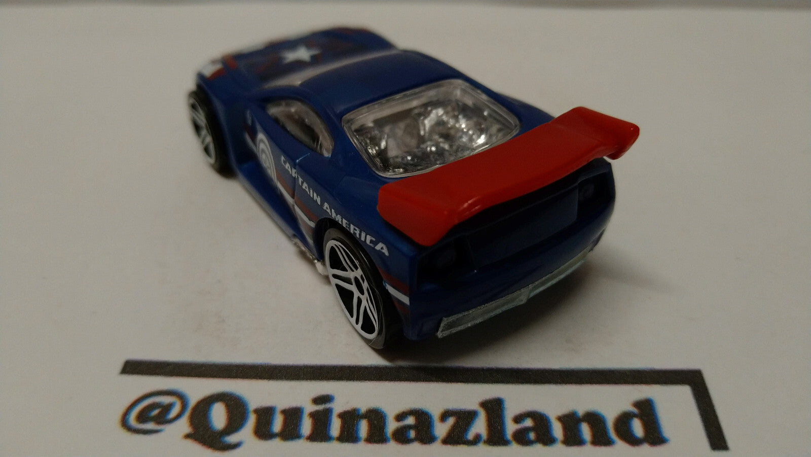 Hot Wheels 2015 Avengers Power Rage (A10)