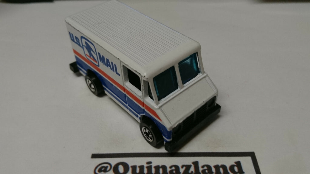 Hot Wheels Letter Getter Hong Kong base noire   (A37)
