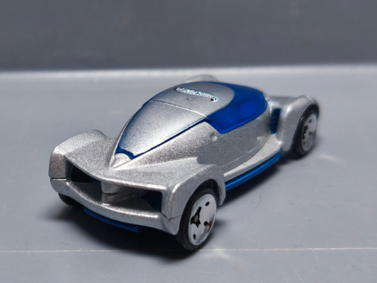 Hot Wheels 2002 autonomy concept 2003-047 (A07)