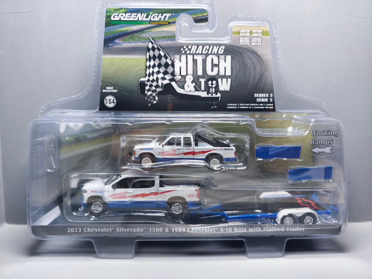 Greenlight Racing Hitch & Tow American Thunder  '23 Chevrolet Silverado  (CT03)