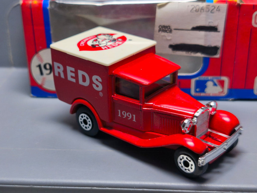 Matchbox Ford model A delivery Cincinnati reds  (CP11)