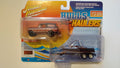 Johnny Lightning Pack Hulls & Haulers 1969 International Scout II & boat (CT02)
