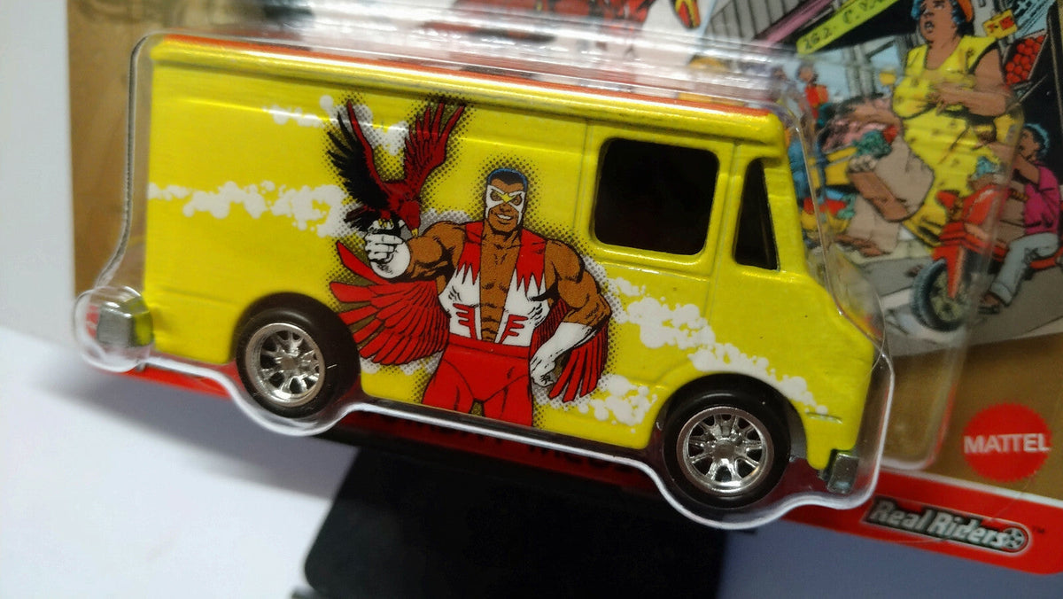 Hot Wheels Marvel Land Rover Hiway Hauler Volkswagen Combat Medic lot 5 (NG30)