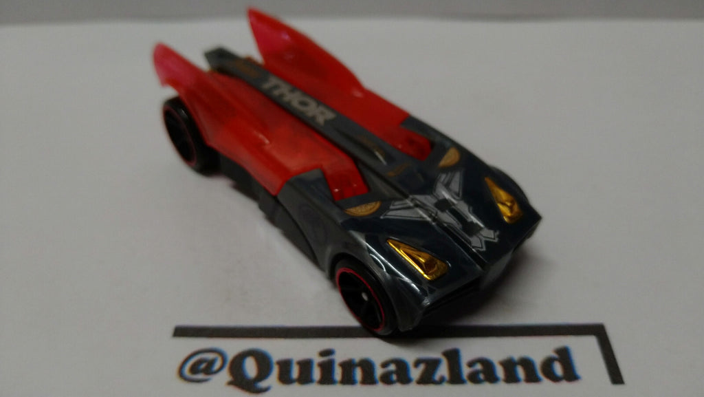 Hot Wheels 2015 avengers  Buzz bomb (A10)