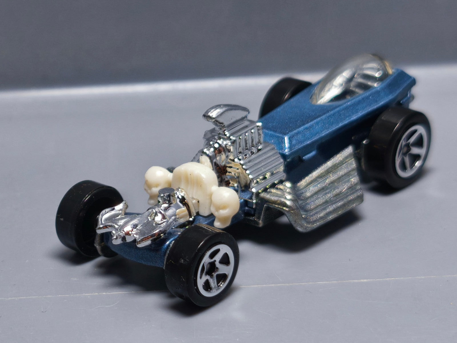 Hot Wheels 2008 exclusive Walmart  Rigor motor    (A32)