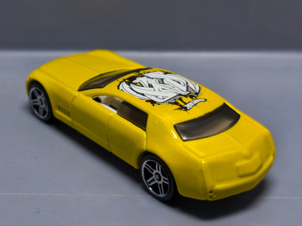 Hot Wheels Cadillac sixteen 2006-074   (A37)