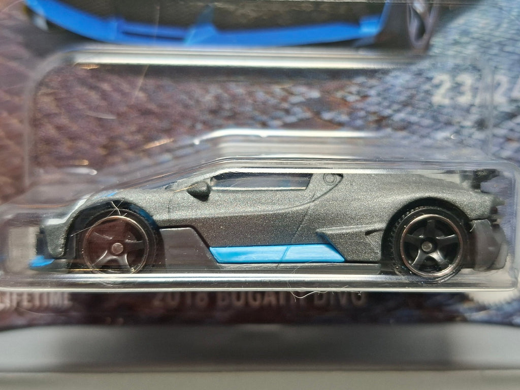 Matchbox European streets 2018 bugatti Divo  (CP20)