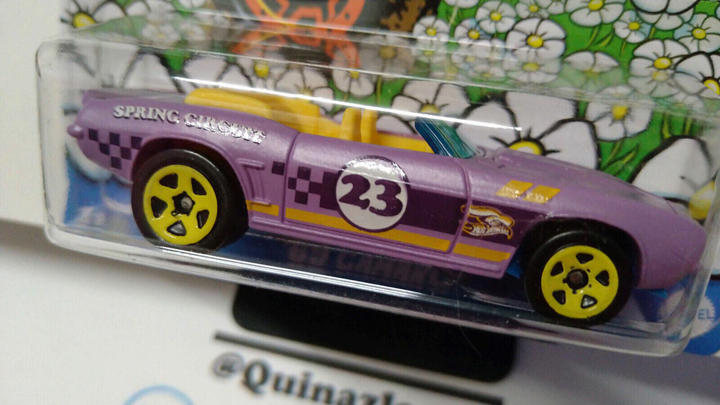 Hot Wheels 2023 spring easter exclusive Kroger 69 camaro  (CP20)