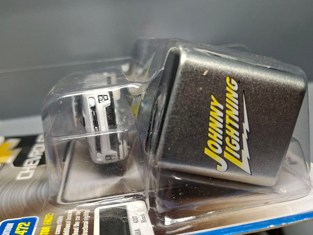 Johnny  Lightning Storage Tin 2012 Chevrolet Camaro ZL1 Convertible Chase (NG57)