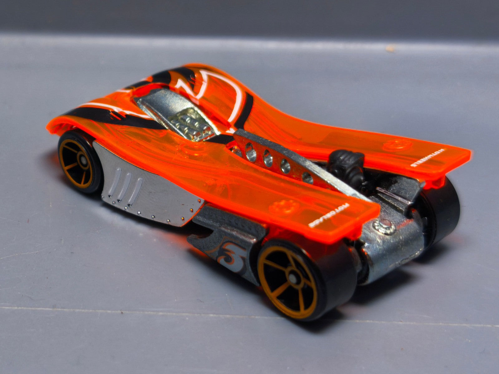 Hot wheels Motoblade 2006-022 (A36)
