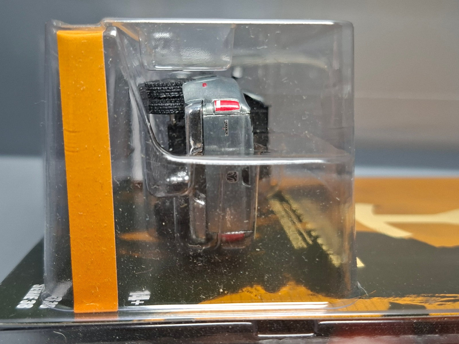 Greenlight Hollywood series 38 Chase Yellowstone 2017 ram 3500 (NG32)