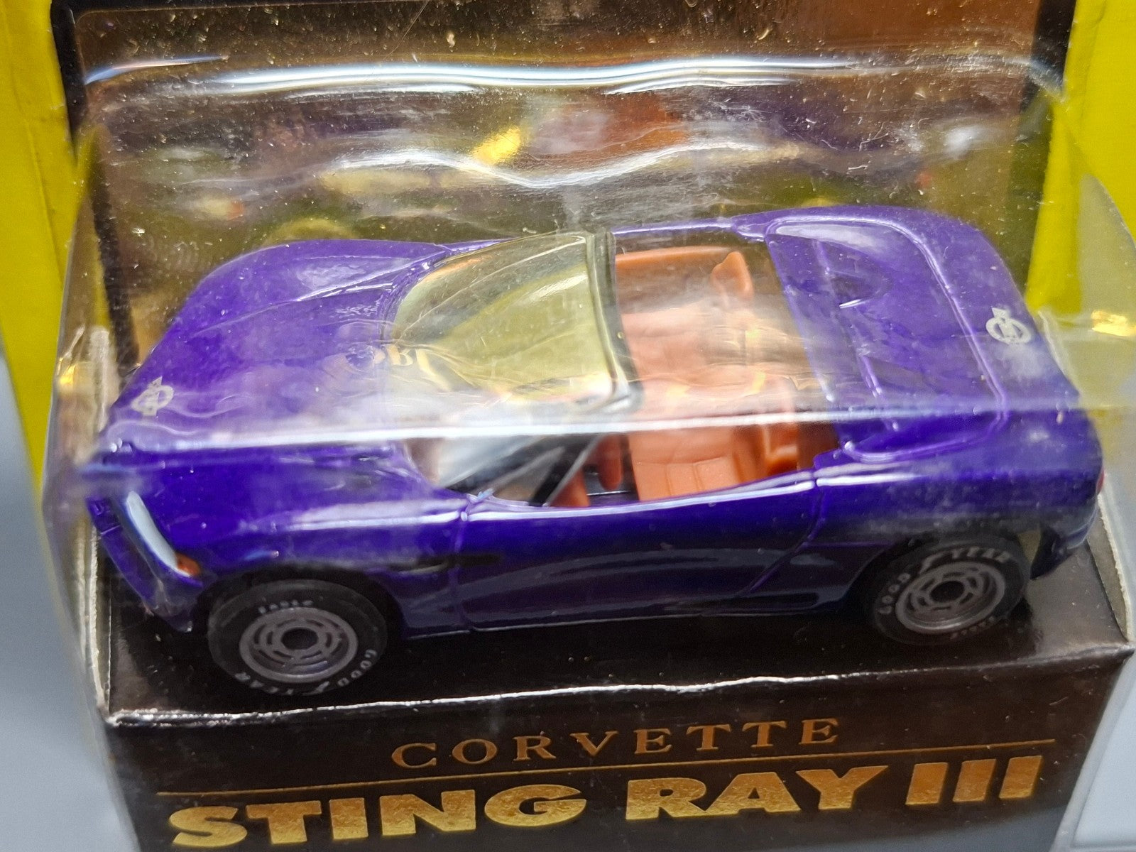 Matchbox  1993 super world class Corvette sting ray III     (NP03)