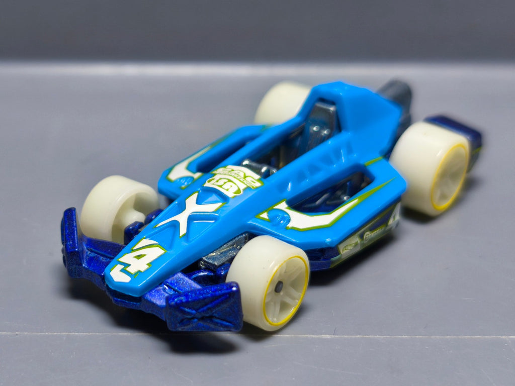 Hot Wheels   Arrow Dynamic 2016-052   (A11)