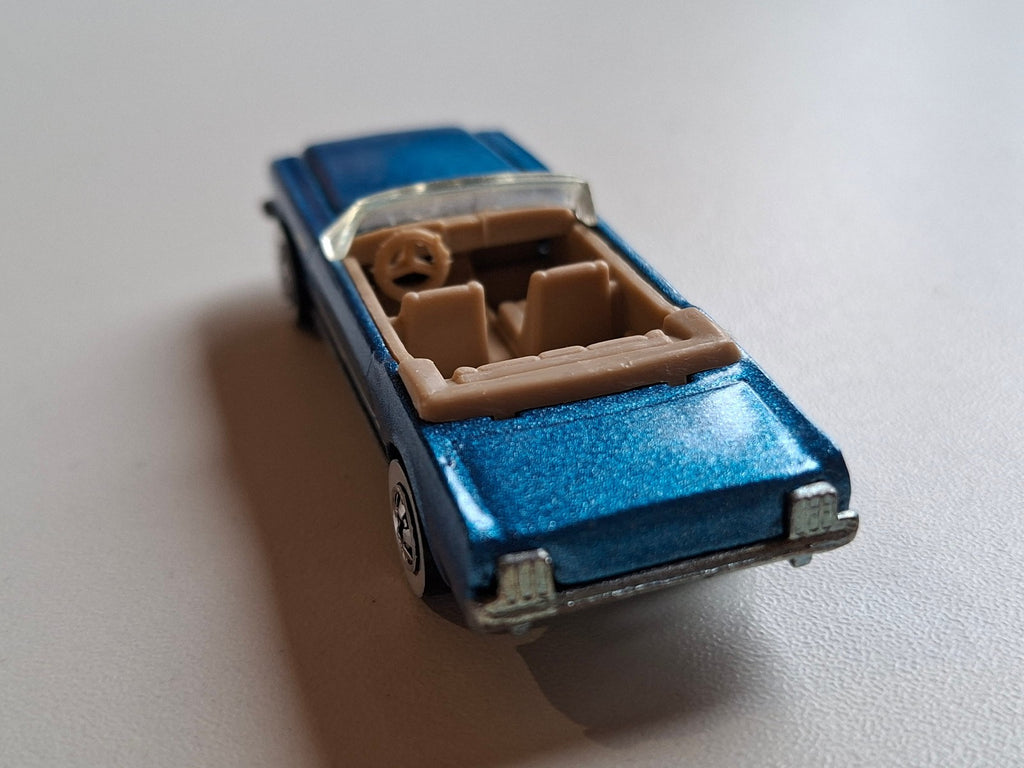 Hot wheels 65 mustang convertible version ww 1990-026 (A05)