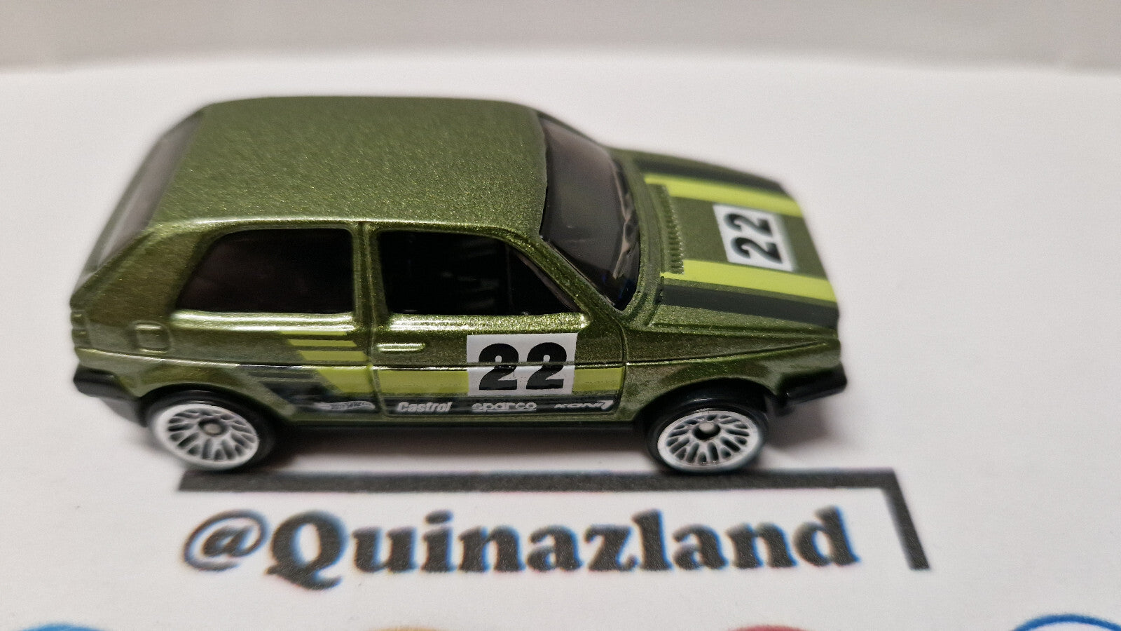 Hot Wheels 2021 street racers Volkswagen golf mk2  (A01)