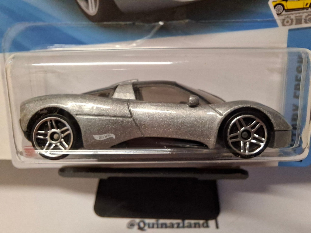 Hot Wheels Gordon Murray automotive T.33   2025-90 (NP15)
