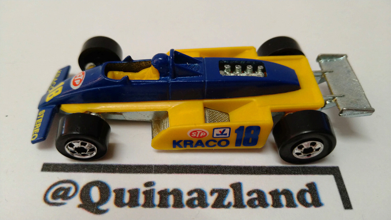 Hot wheels  1989 park'n plates Thunderstreak    (NP28)