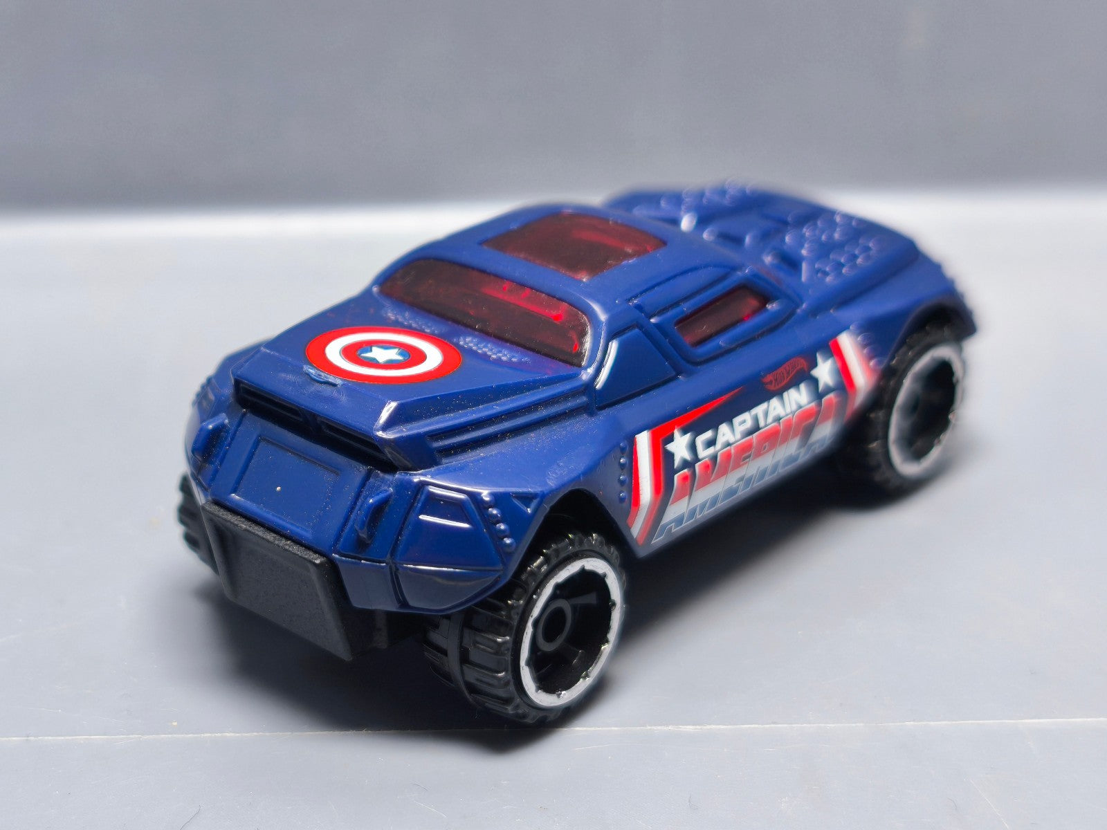 hot wheels RD-08 2016 capitaine america  exclusive Walmart (A10)