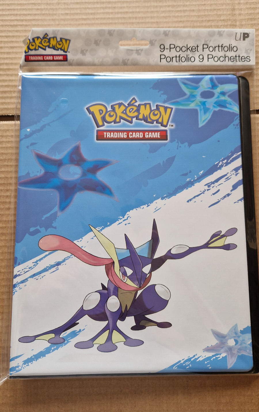 Ultra Pro Pokémon Portfolio A4 9 Cases Amphinobi  jusqu'à 180 cartes