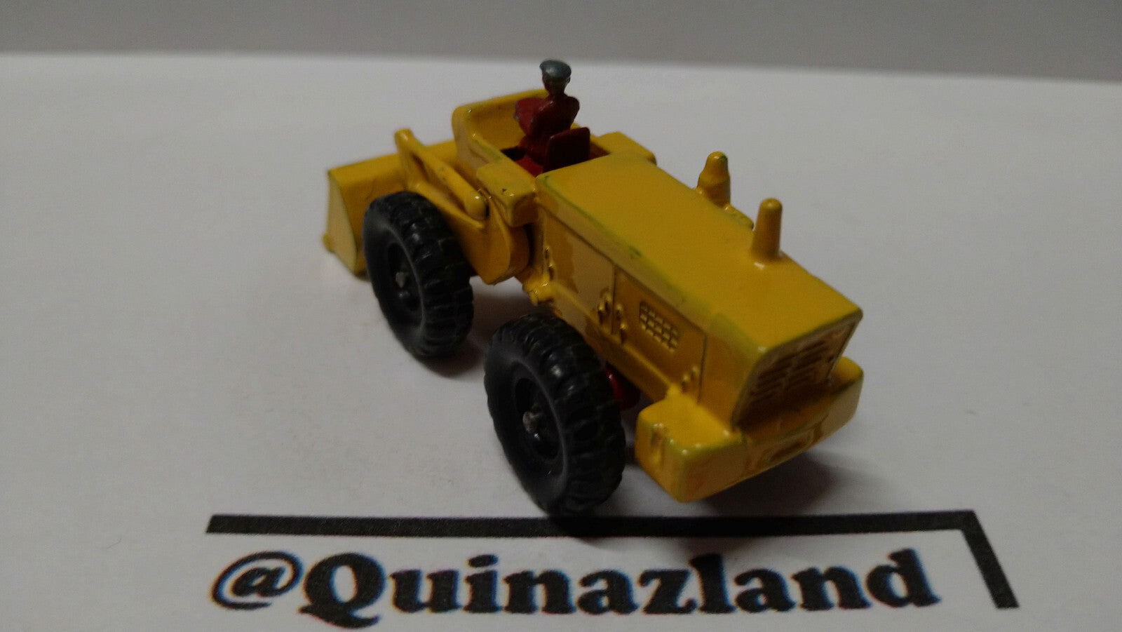 Matchbox lesney  Aveling barford tracer shovel  (A22)