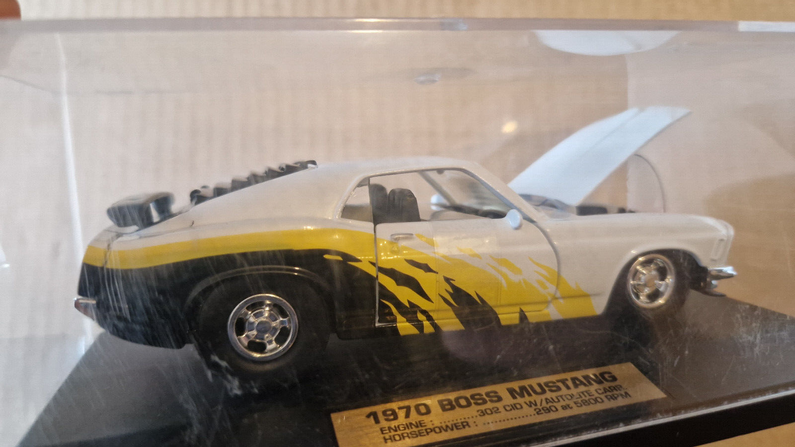 Tootsie toy 1/32 Muscle cars Limitée à 10000 ex  1970 boss mustang  (C9)