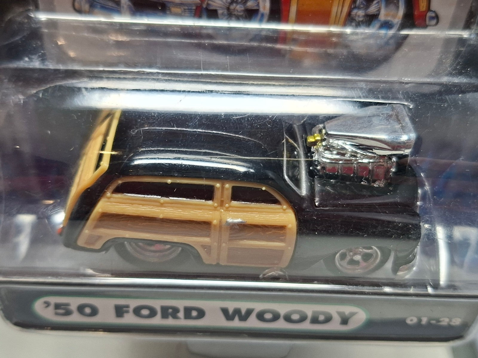 Muscle Machines 2001 Originals  50 Ford woody  (NG36)