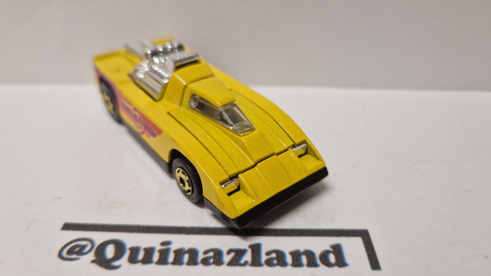 Hot Wheels 1982 hot ones Cannonade version HO intérieur détaillé  (A01)