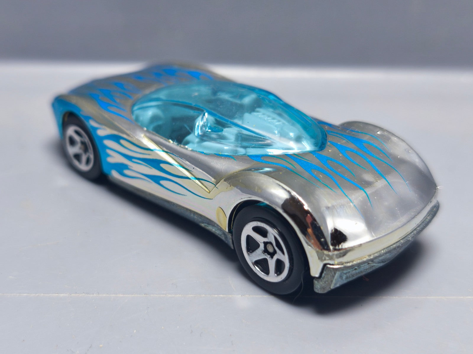 Hot Wheels Phastasm 2006-070  (A35)