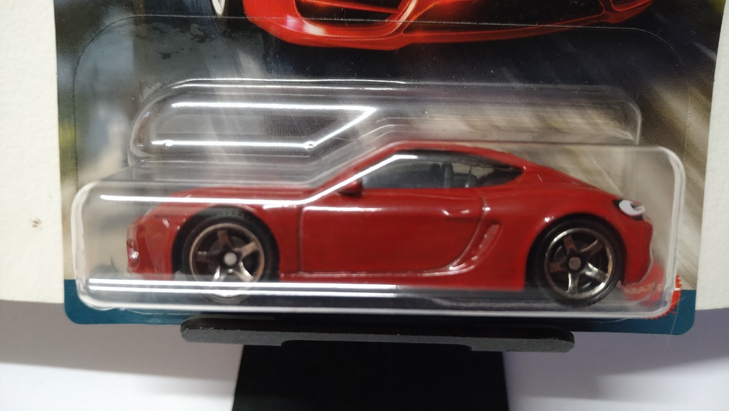 Matchbox German design Porsche cayman  (NP07)