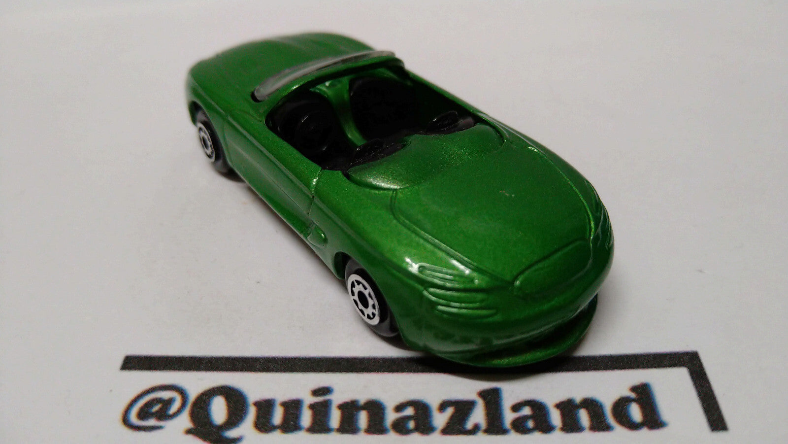 Maisto 1993 Ford mustang Mach III concept   (A21)