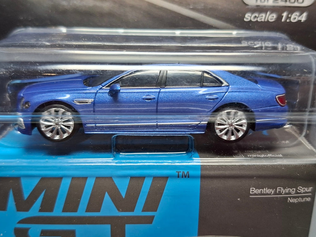 Mini GT Bentley Flying Spur, blue with black roof n°351 (NG39)
