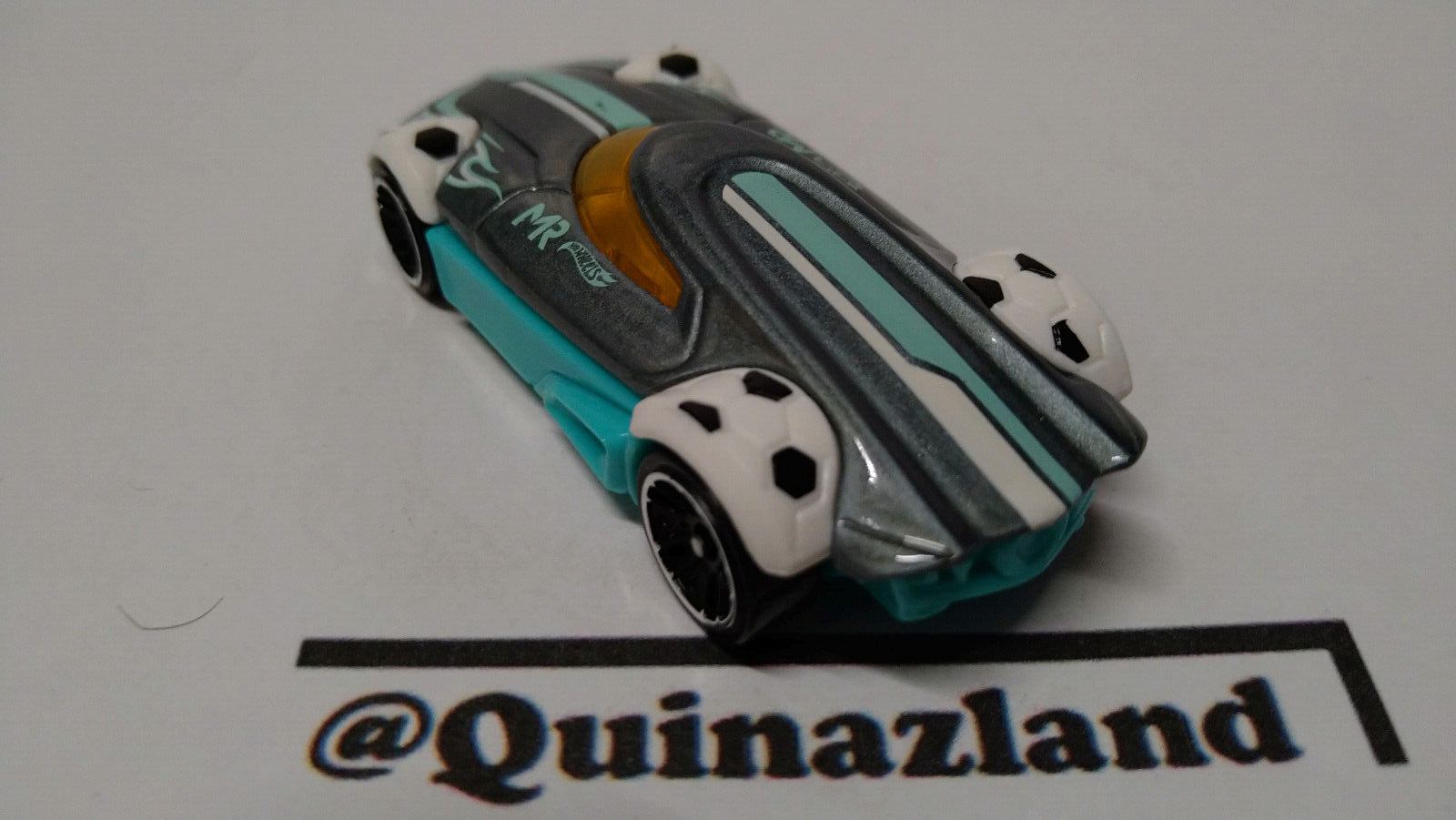 Hot Wheels MR11 2014-015   (A19)
