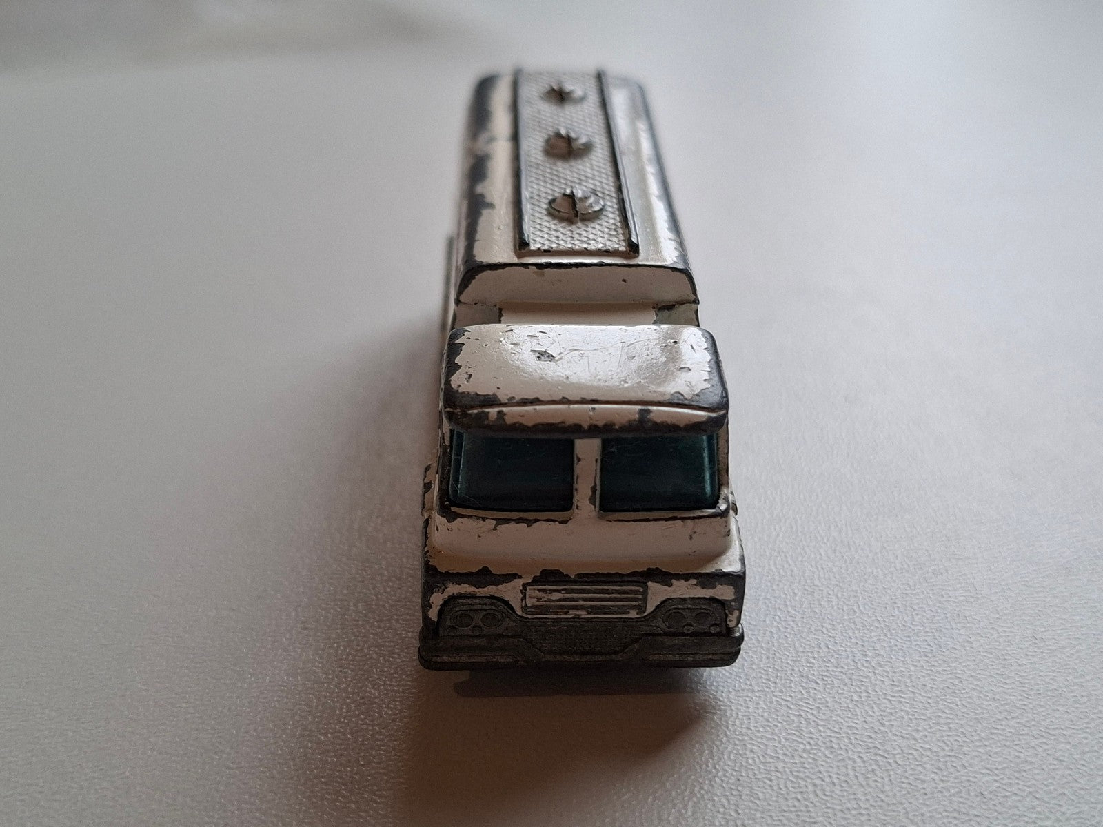 Husky Husky  Tanker   (A06)